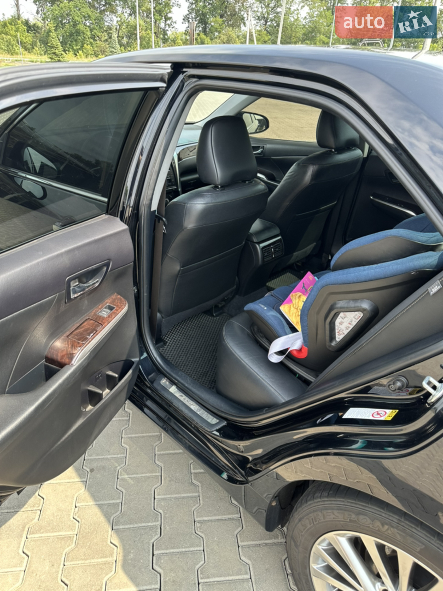 2016 Toyota Camry - мініатюра 18
