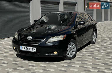 Седан Toyota Camry 2007 в Киеве