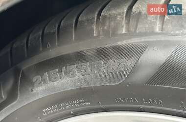 Седан Toyota Camry 2019 в 