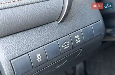 Седан Toyota Camry 2019 в 