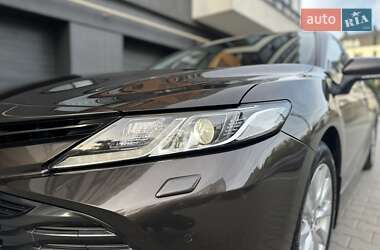 Седан Toyota Camry 2019 в 