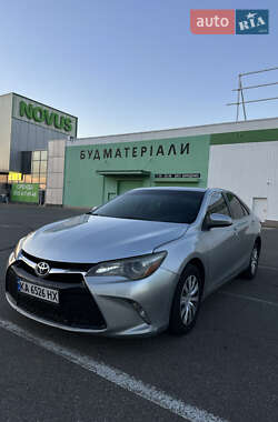 Седан Toyota Camry 2015 в Києві