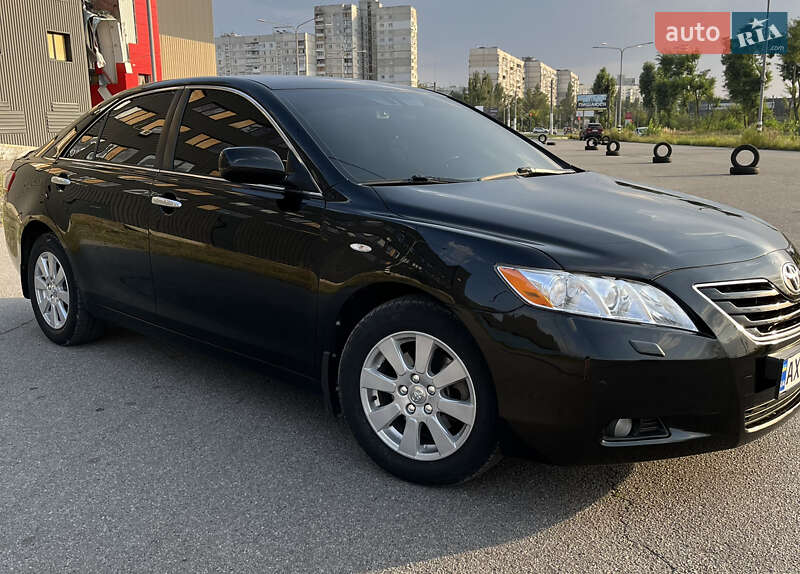 Седан Toyota Camry 2006 в Харькове