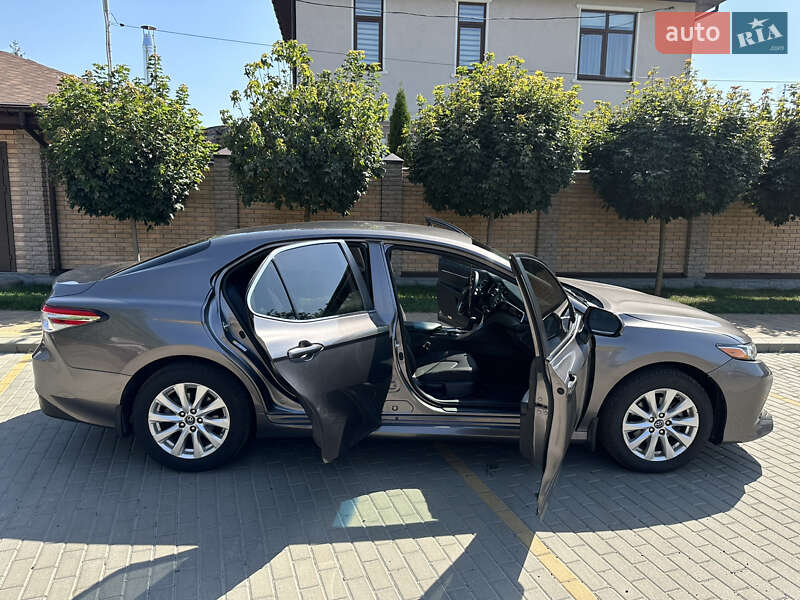 Седан Toyota Camry 2017 в Черкассах фото 3 Седан Toyota Camry 2017 в Черкассах
