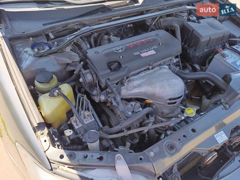 Седан Toyota Camry 2003 в Радехові