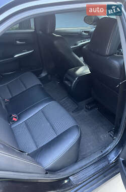 Седан Toyota Camry 2013 в  фото 6 Седан Toyota Camry 2013 в
