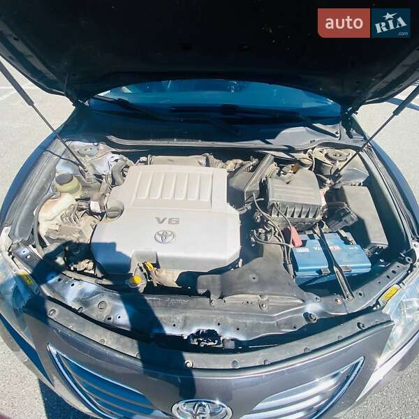 Седан Toyota Camry 2008 в Броварах