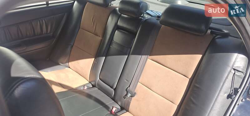 Седан Toyota Camry 2003 в Білій Церкві