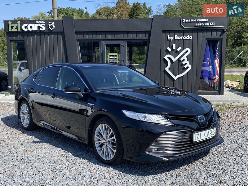 Toyota Camry 2020
