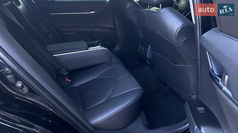 Седан Toyota Camry 2021 в Одессе