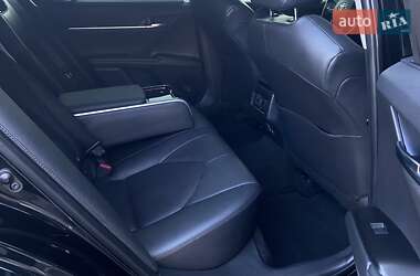 Седан Toyota Camry 2021 в 
