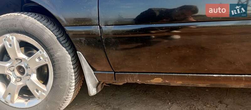 Седан Toyota Camry 2000 в Житомирі