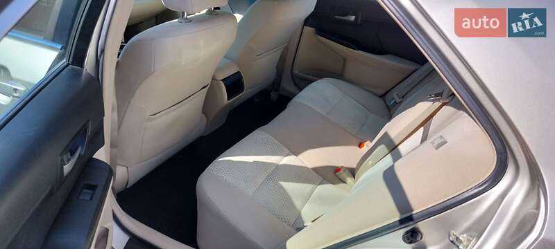 Седан Toyota Camry 2013 в Житомирі