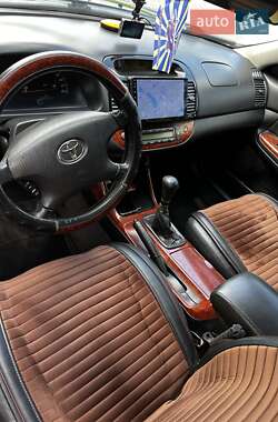 Седан Toyota Camry 2004 в  фото 22 Седан Toyota Camry 2004 в