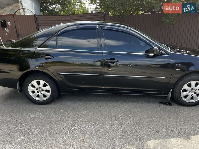 Седан Toyota Camry 2004 в Василькові