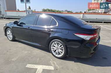 Седан Toyota Camry 2019 в 