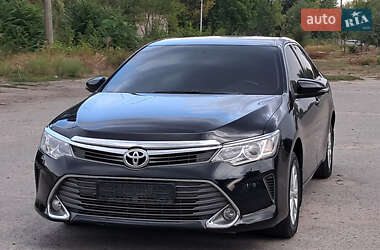 Седан Toyota Camry 2015 в Желтых Водах