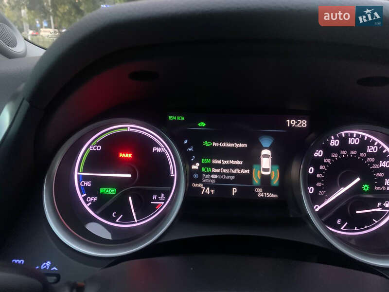 Седан Toyota Camry 2021 в Киеве