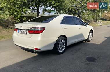 Седан Toyota Camry 2015 в 