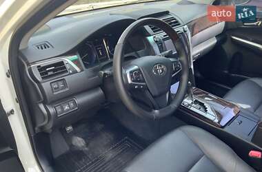 Седан Toyota Camry 2015 в 