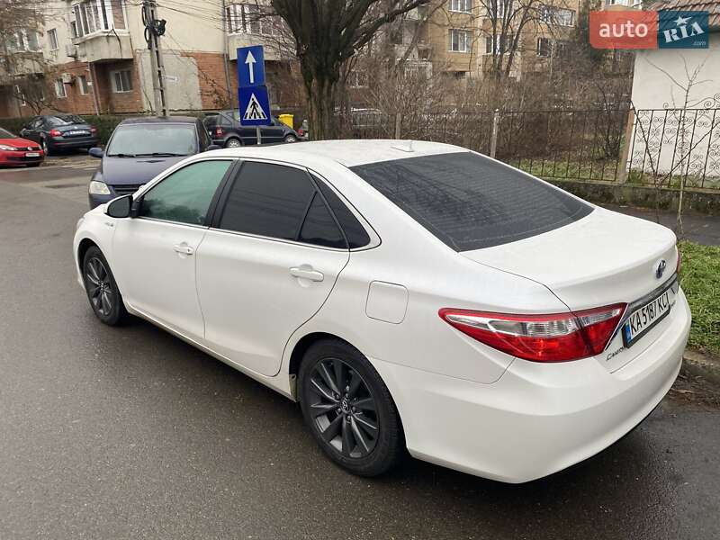 Седан Toyota Camry 2015 в Києві