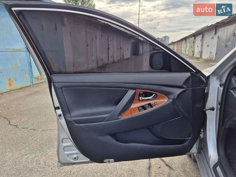 Седан Toyota Camry 2007 в Києві фото 12 Седан Toyota Camry 2007 в Києві