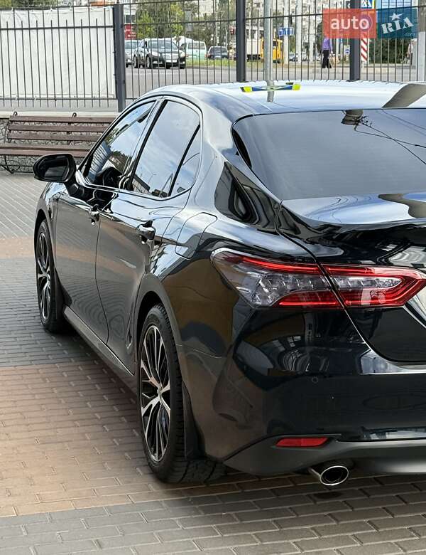 Седан Toyota Camry 2020 в Белой Церкви