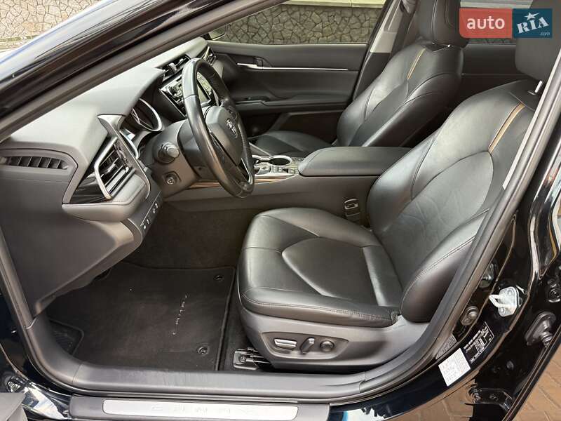 Седан Toyota Camry 2020 в Белой Церкви