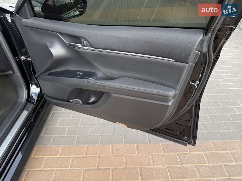 Седан Toyota Camry 2020 в Белой Церкви