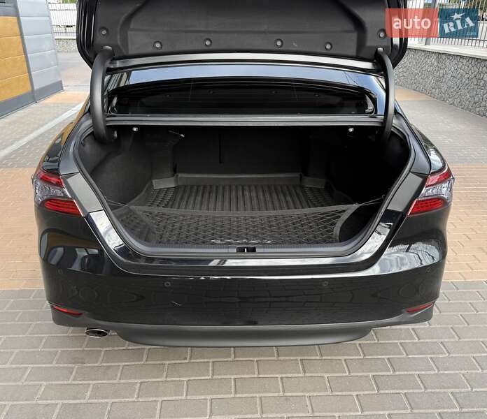 Седан Toyota Camry 2020 в Белой Церкви