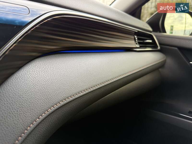 Седан Toyota Camry 2020 в Белой Церкви