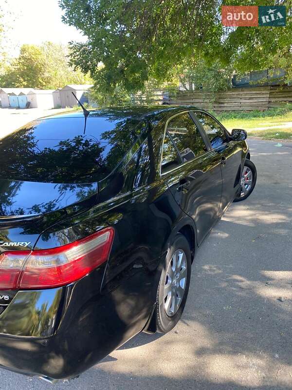 Седан Toyota Camry 2007 в Дніпрі