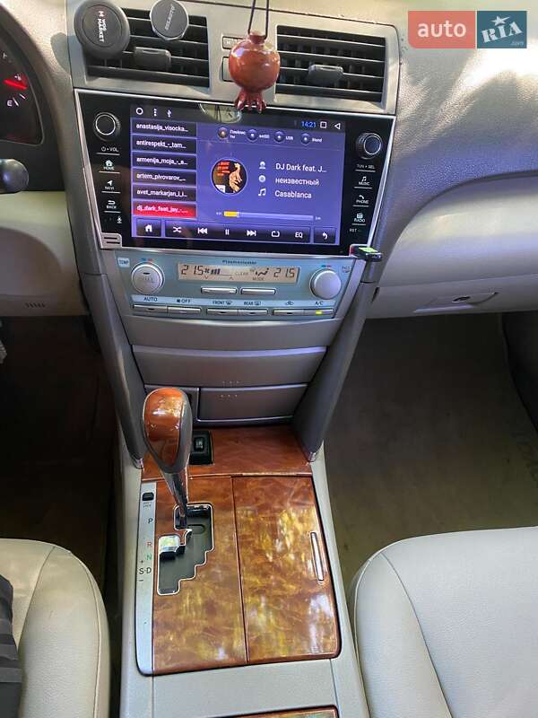 Седан Toyota Camry 2007 в Дніпрі