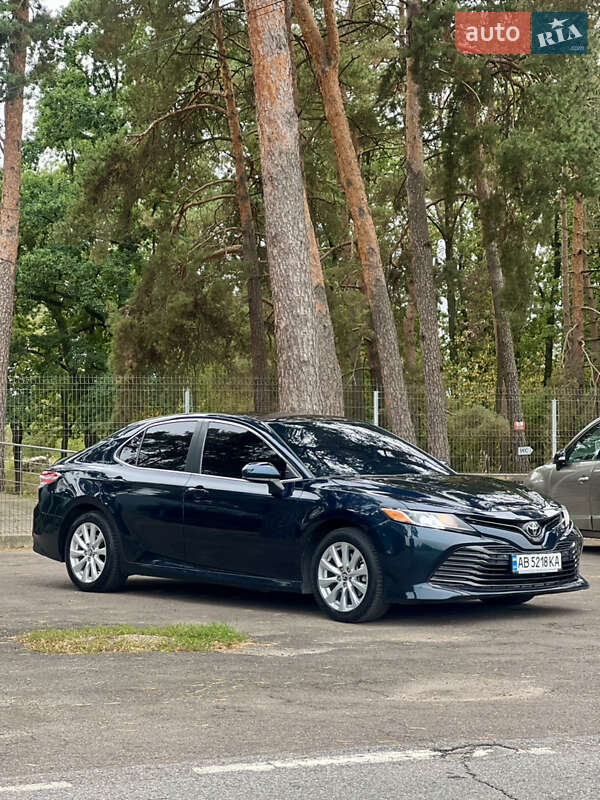 Седан Toyota Camry 2018 в Киеве фото 9 Седан Toyota Camry 2018 в Киеве