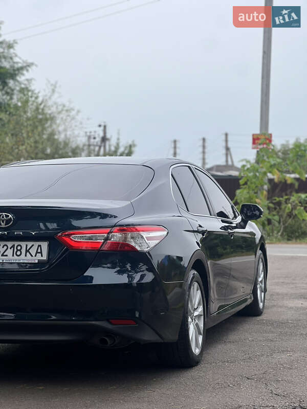 Седан Toyota Camry 2018 в Киеве фото 17 Седан Toyota Camry 2018 в Киеве