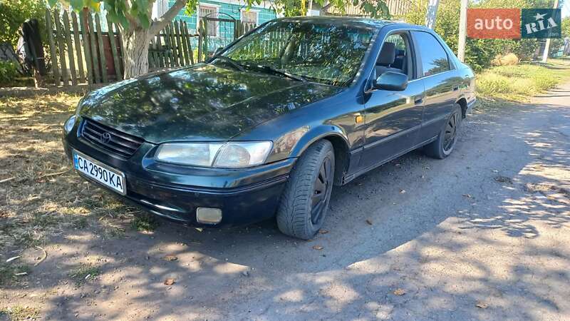 Toyota Camry 1997