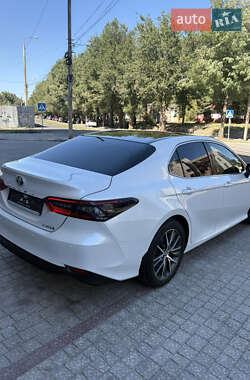 Седан Toyota Camry 2021 в Запоріжжі