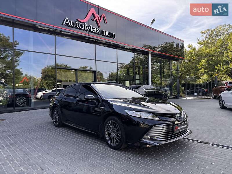 Toyota Camry 2020