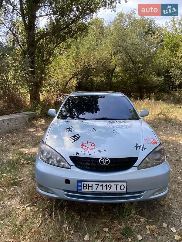 Toyota Camry 2004