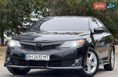 Седан Toyota Camry 2013 в Одессе