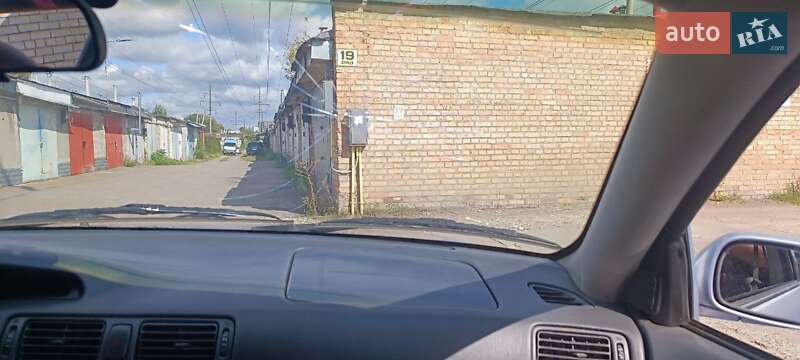 Седан Toyota Camry 1997 в Киеве