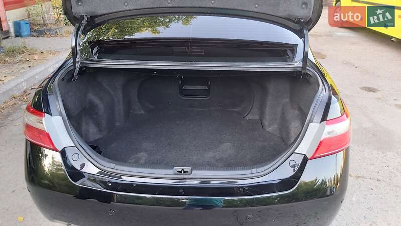 Седан Toyota Camry 2011 в Миколаєві