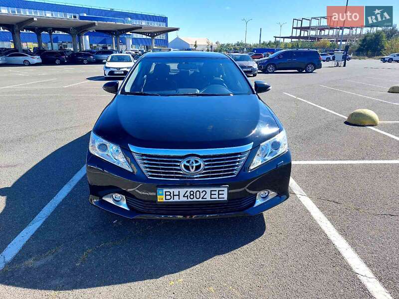 Седан Toyota Camry 2012 в Киеве фото 5 Седан Toyota Camry 2012 в Киеве