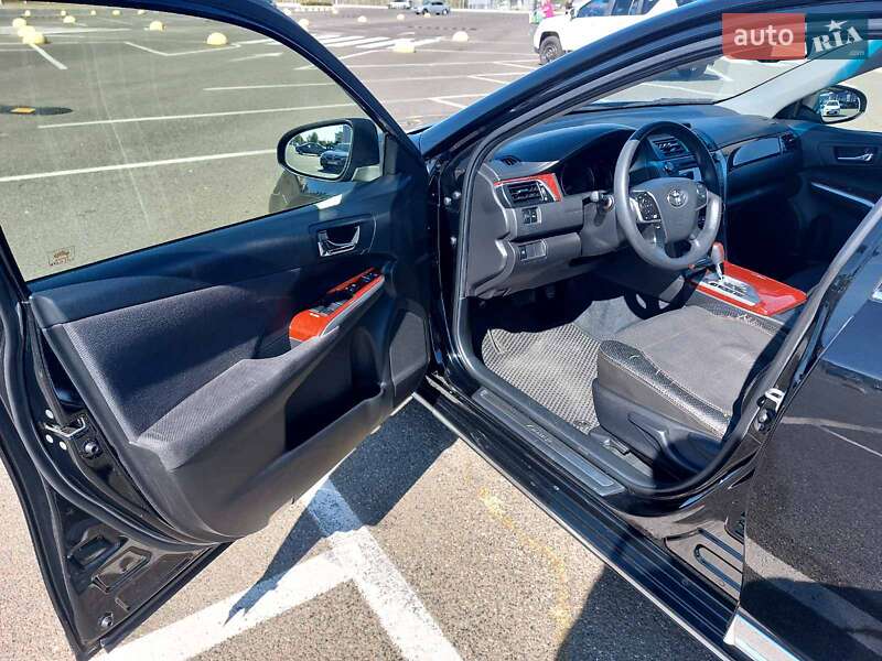 Седан Toyota Camry 2012 в Киеве фото 15 Седан Toyota Camry 2012 в Киеве