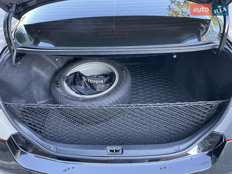 Седан Toyota Camry 2011 в Бучі