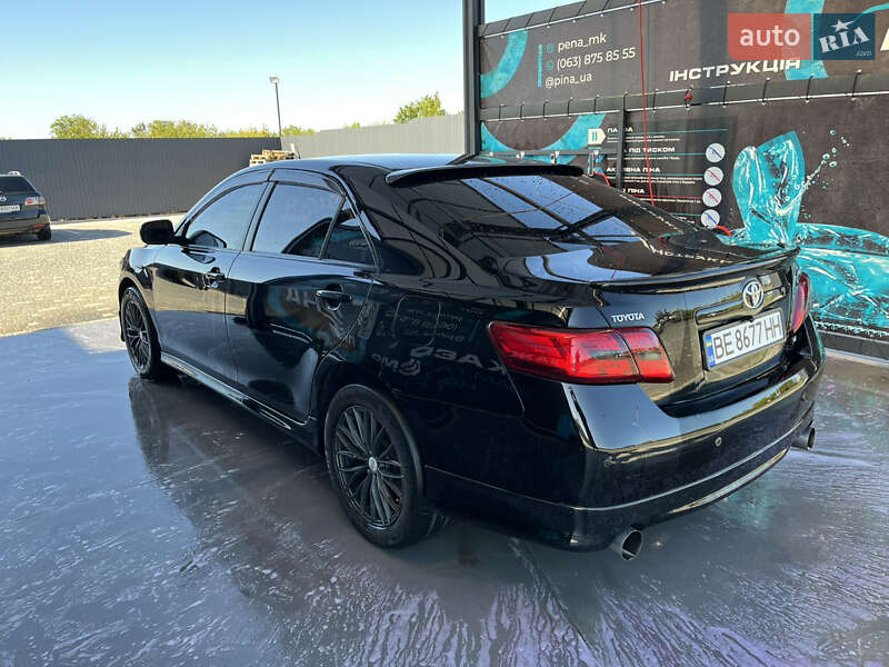 Седан Toyota Camry 2008 в Южноукраїнську