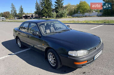 Седан Toyota Camry 1992 в Овруче
