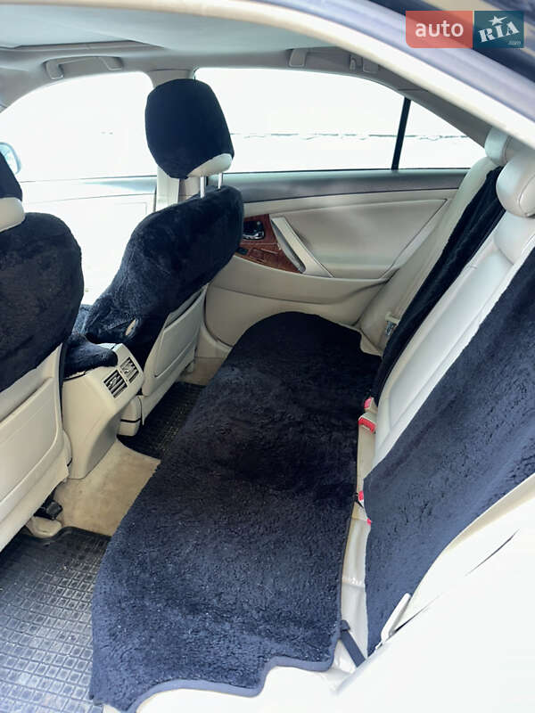 Седан Toyota Camry 2008 в Луцьку