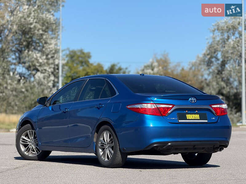 Седан Toyota Camry 2017 в Києві