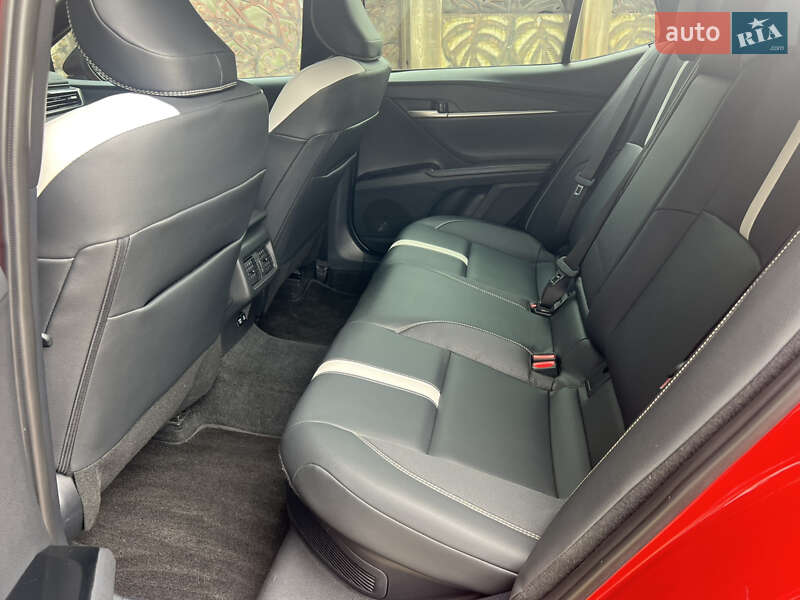 Седан Toyota Camry 2024 в Киеве фото 32 Седан Toyota Camry 2024 в Киеве
